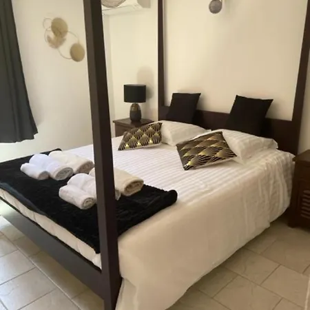 Luxueuse Villa, Hyper Centre Port De Vecchio ヴィラ