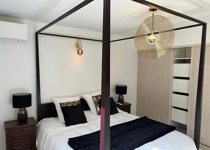 Luxueuse Villa, Hyper Centre Port De Vecchio * Porto-Vecchio